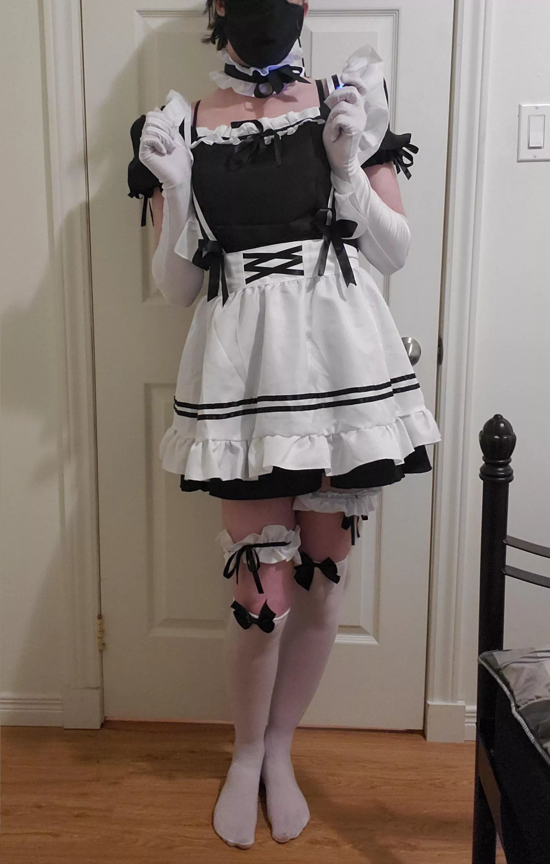 I really like how cute i look in this :D posted by _CumInMePlz_