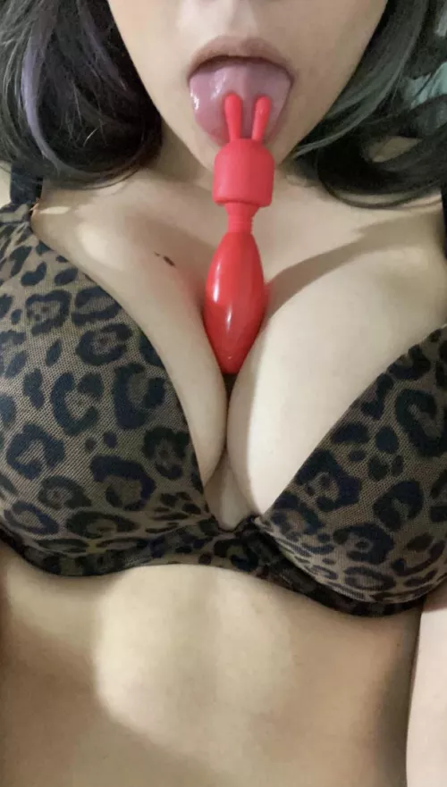 I really like this bra by Valuable_Aspect_3095