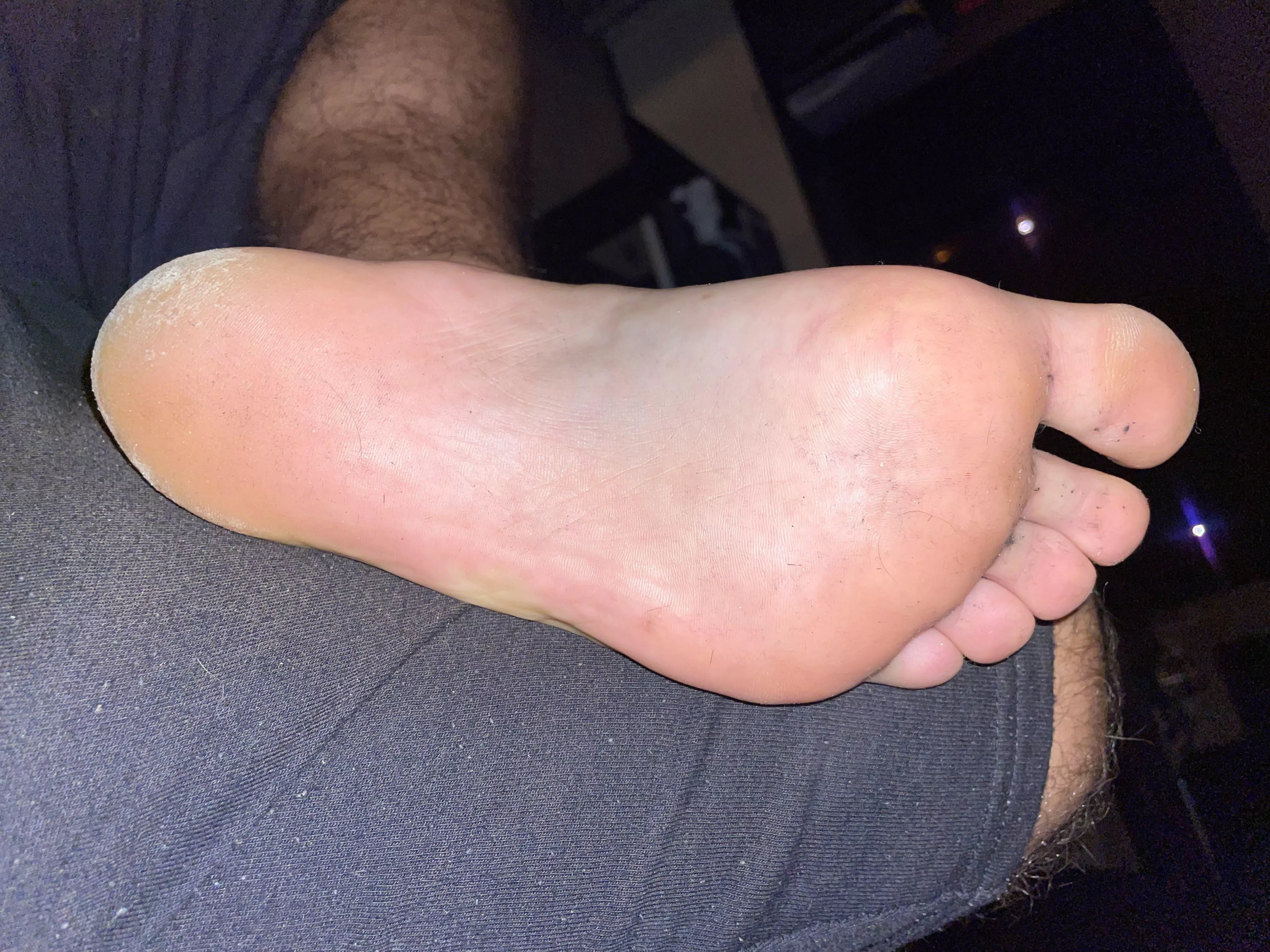 I really love the shape of my feet. People can't help but stare at them posted by yFeet