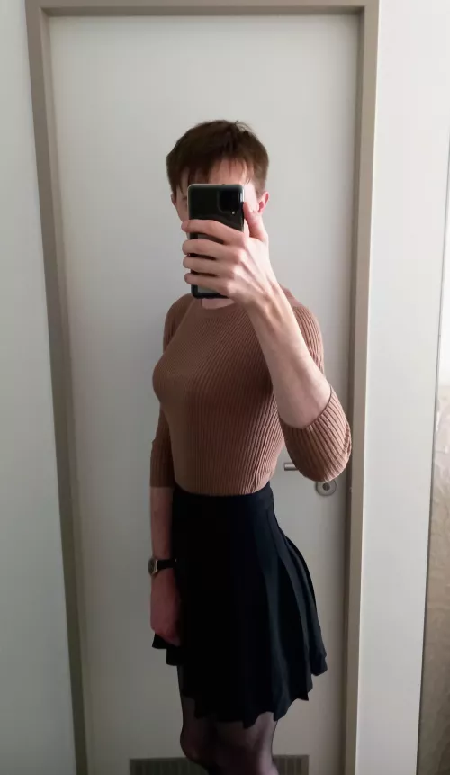 I really wish I could afford more outfits now 🥺❤️ by Far-1234