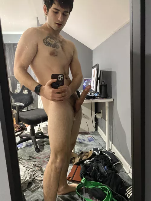 I should be working right now… oh well by fictitiousresilience