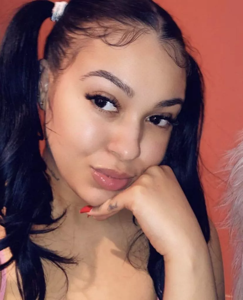 I should do pigtails more often [OC] posted by keepitreal230