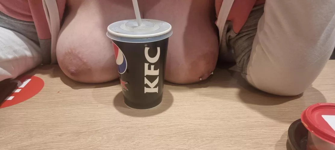 I should get royalties (f)or Sponsoring 😍🥰😘 by charlieteddy