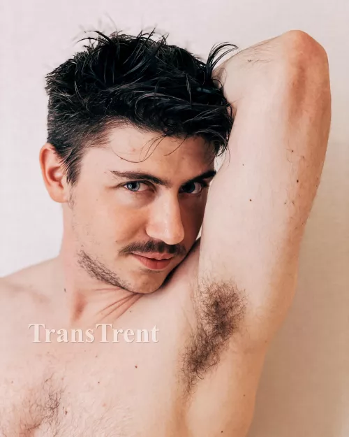 I smell musky and delicious. Want a sniff? by TransTrent