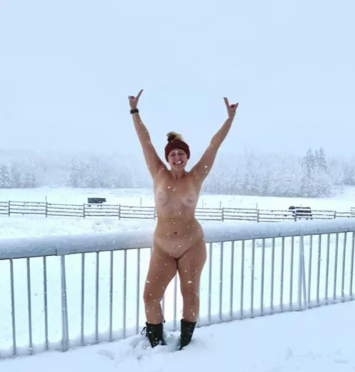 I spy 3 cows 🐄 by ProfessionalTear6088