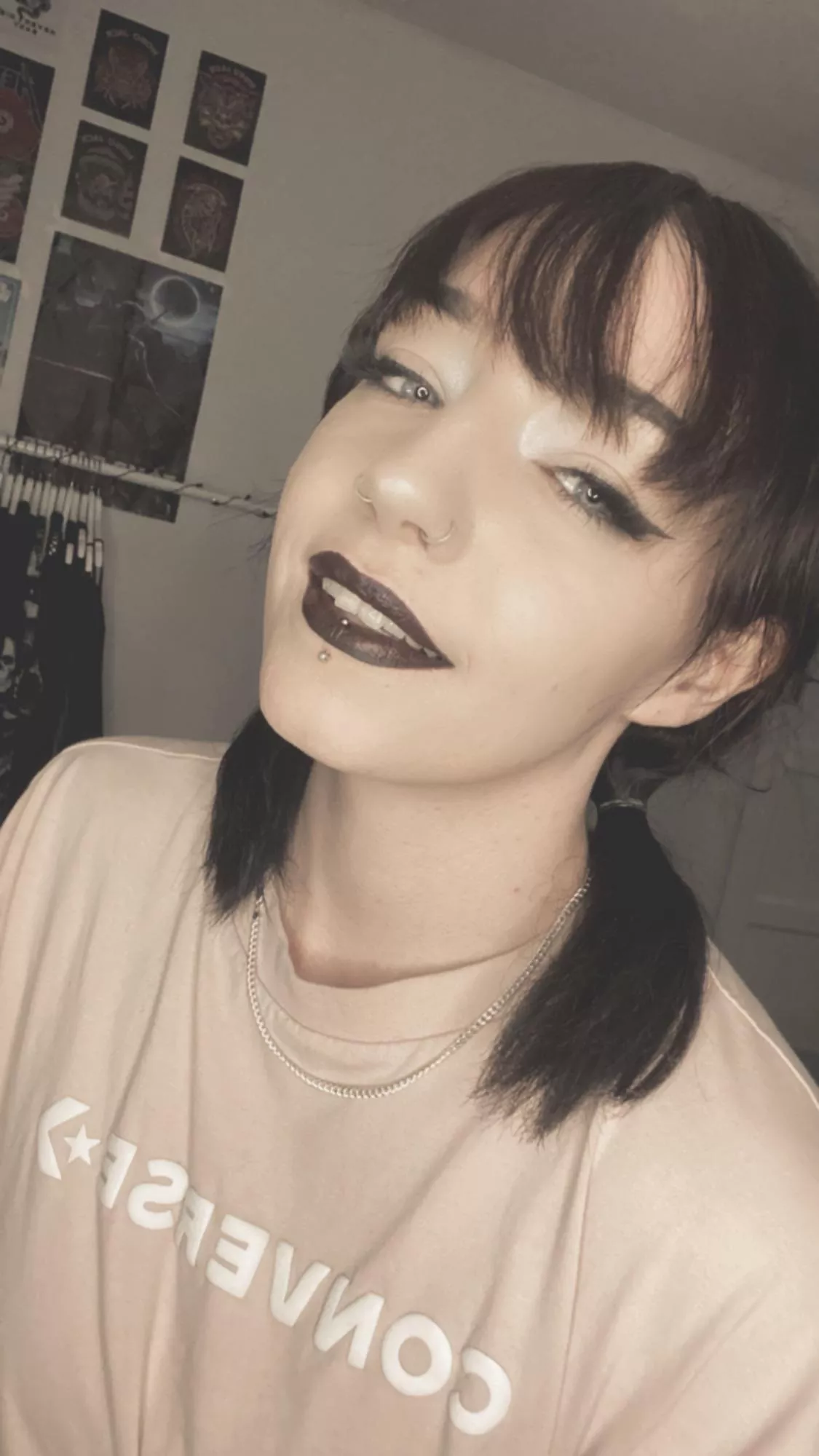 I still need more goth friends 🖤 posted by Miss__Saskia