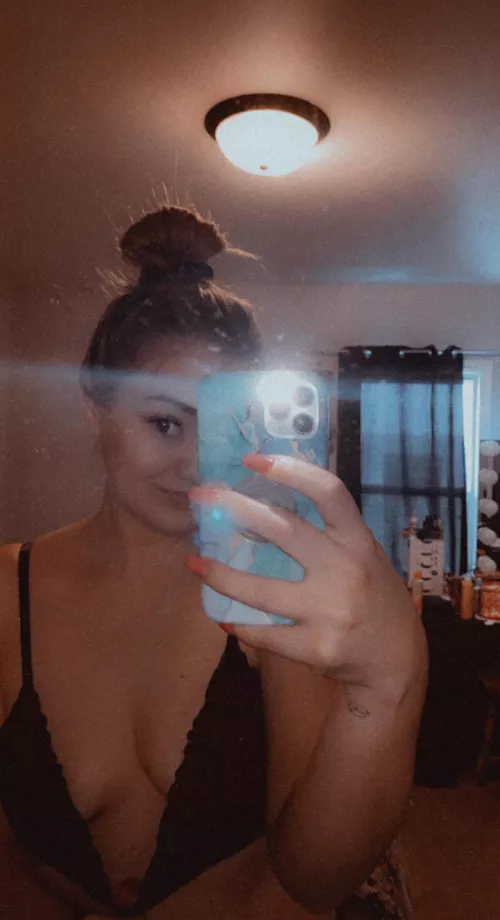 I suck at cuddling 3 mins later I’m helping you stick it in by MaraStorm