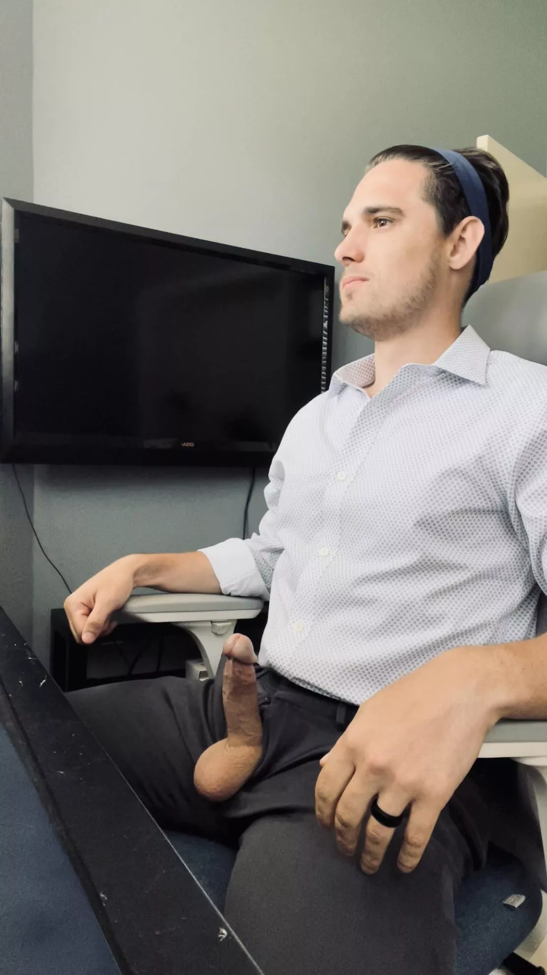 I swear I don’t take all of my meetings like this… posted by beanlicker222