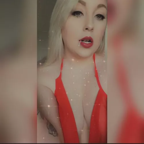 I taste better than the lollipop. by xoxosnowskin