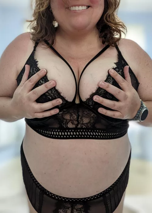 I think black is my color 🖤 (f) by AmberlyDawn