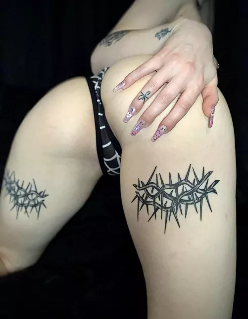 I think I know the perfect song you can fuck me to by HexBunnie