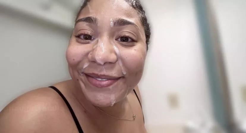 i think i look 10x prettier wearing cum on my face. it’s like i was made for it 🤩🍆 posted by naughtymalia