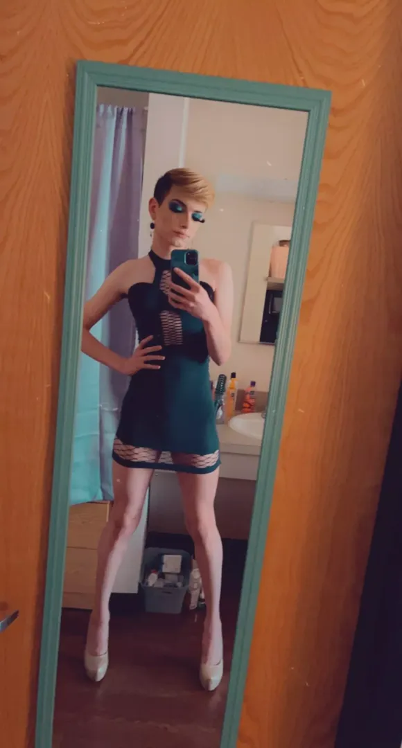 I think I look amazing what do you guys think? posted by AngelRaisedByDemons