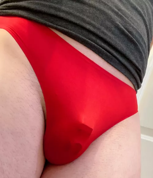 I think I look best in red by smallclock11