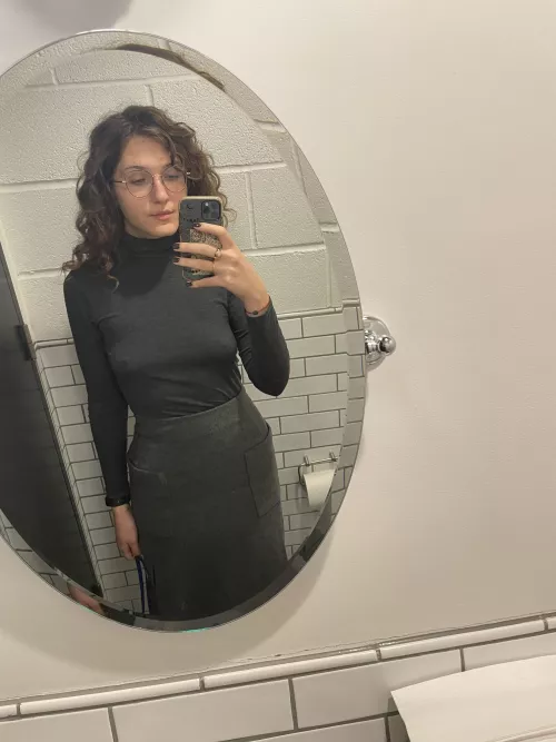 i think i look pretty professional, what do you say ;) by adile_like-in-a-lay