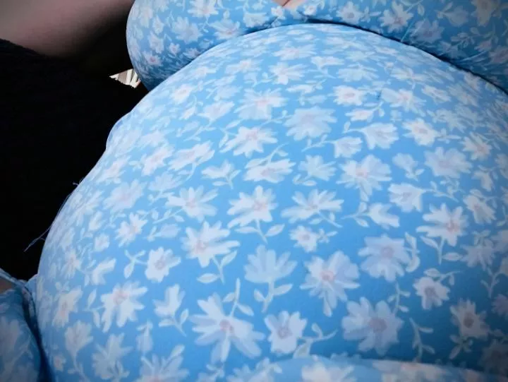 I think I might have gone a little overboard with lunch... posted by fattyinpink