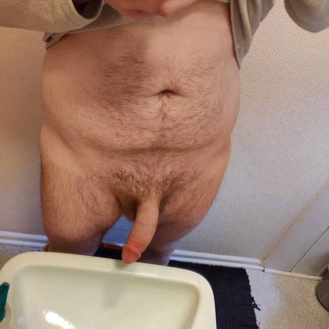 I think I should trim down there again. what do you think ? 25 M posted by lukfish