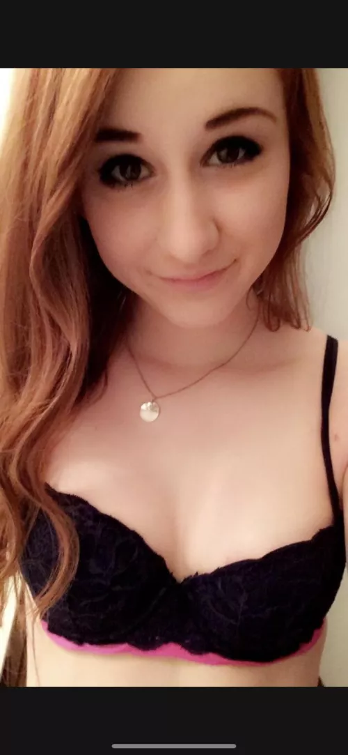 I think I'd look good pregnant by gingergurl-