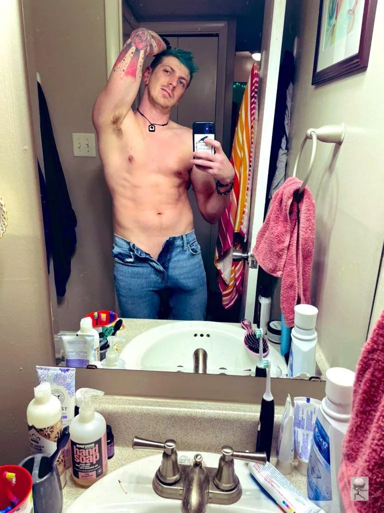 I think it’s time for new jeans 😬 posted by Sea_Schedule_1275