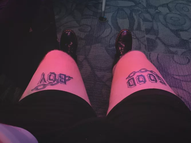 I think my knees say enough. by BrandonTDON