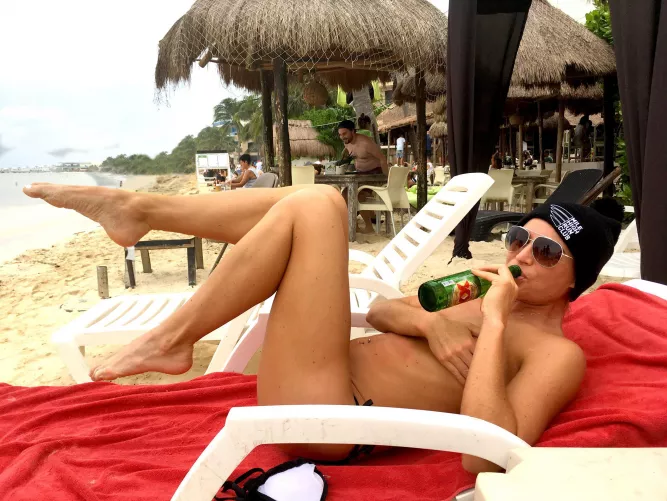 I think tan feet are sexy by Corky_After_Dark