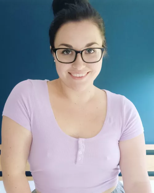 I think the air-conditioning was a little too cold, would you help warm me up? 🥰 by emmyr_osa