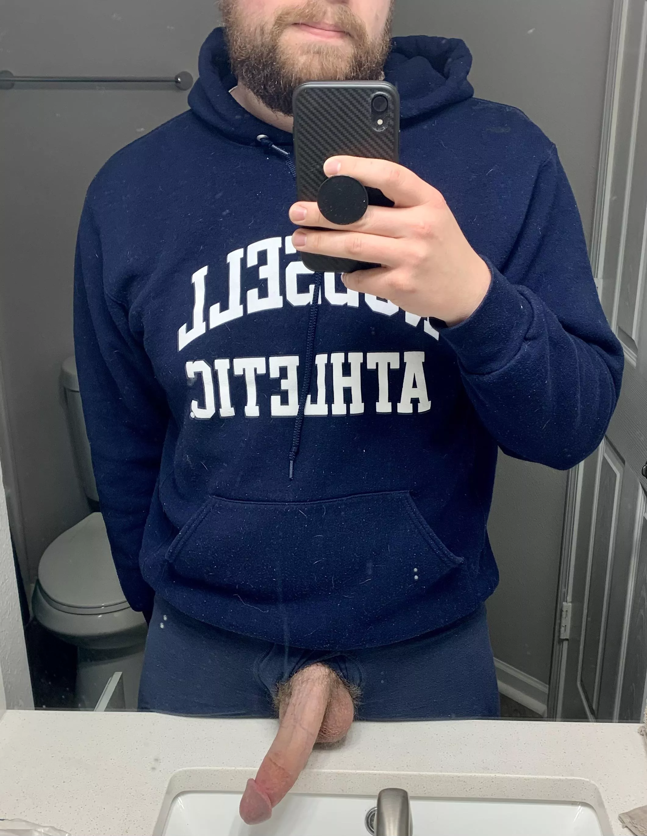 I think the beard looks good in this pic. posted by icytonight500