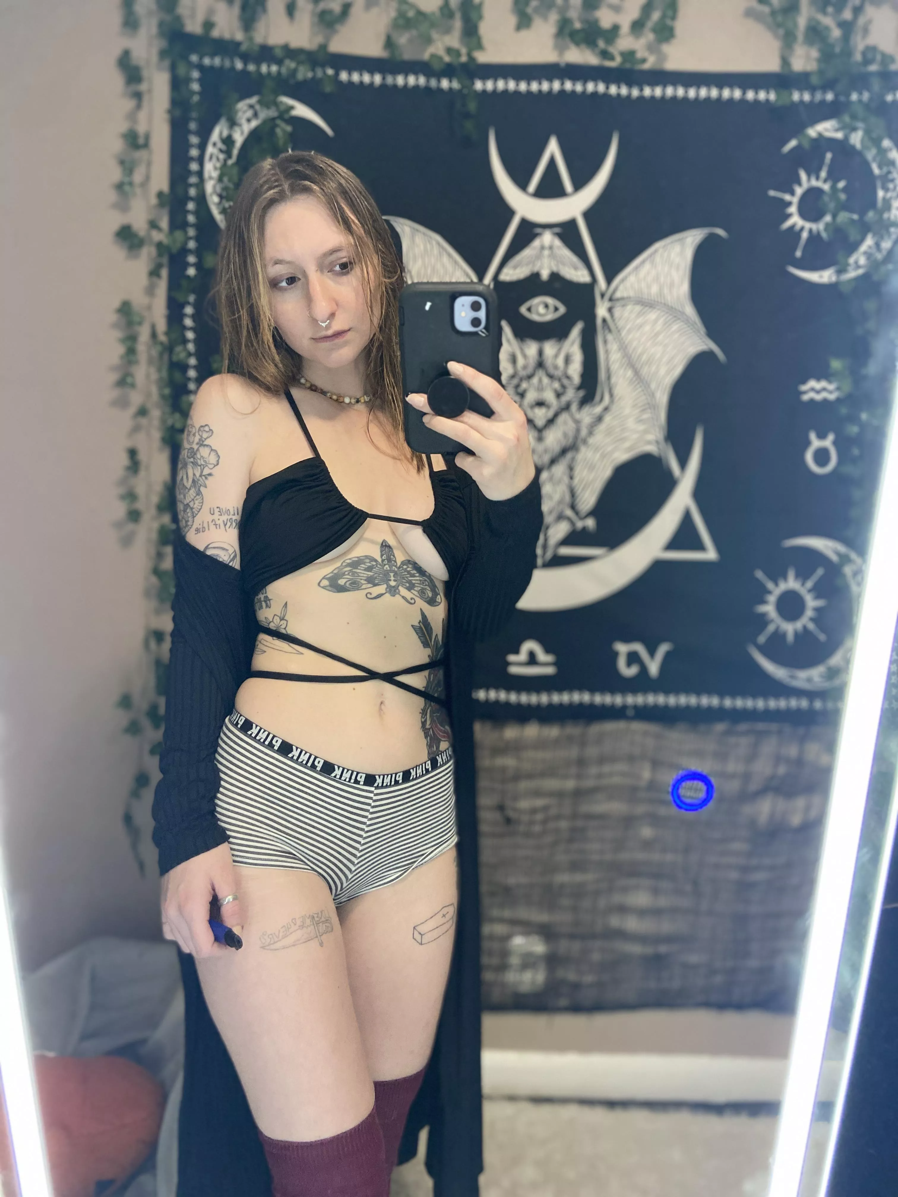 i think this is my first post here idk posted by sugarkane_666