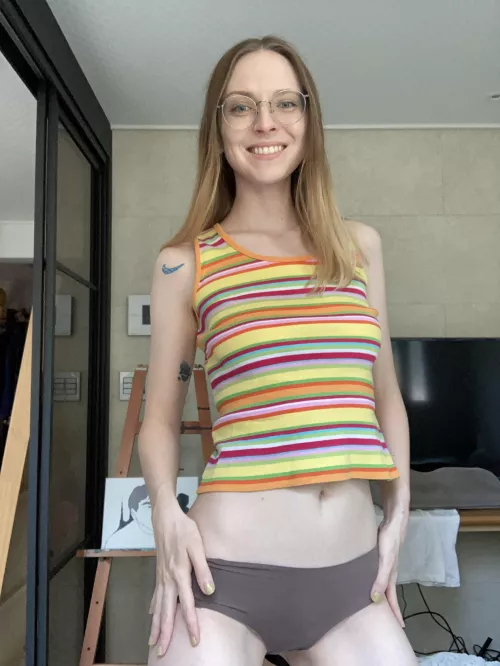 I think this top radiates joy [f] by Pomme325_k