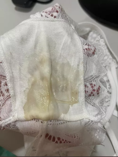 I told you I get extremely wet😉😏💦 by propertydreamz321