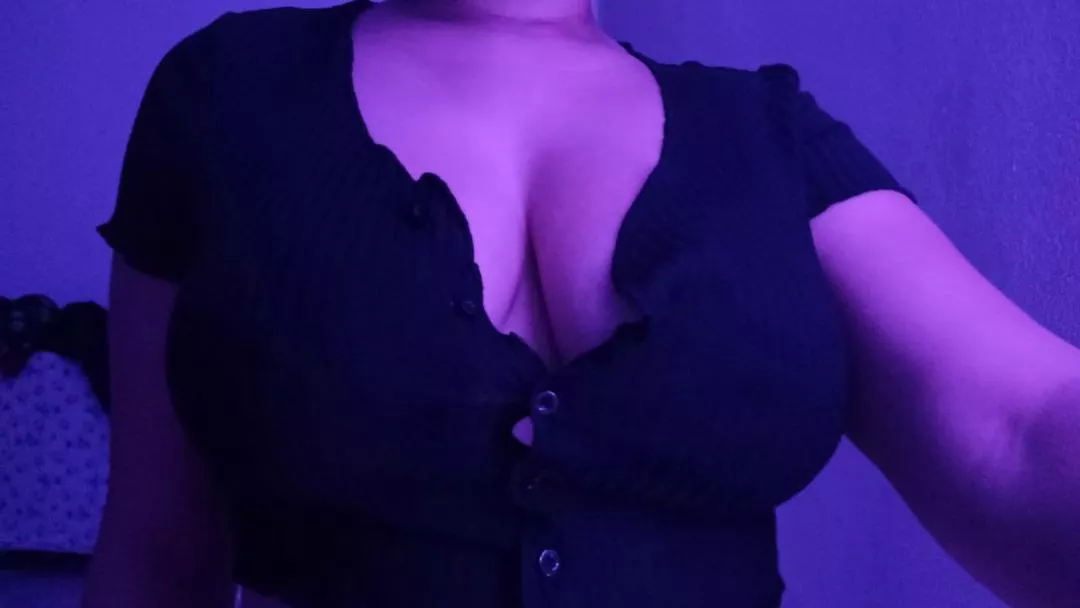 I trust more this button than myself (OC) posted by BlowOnMeX