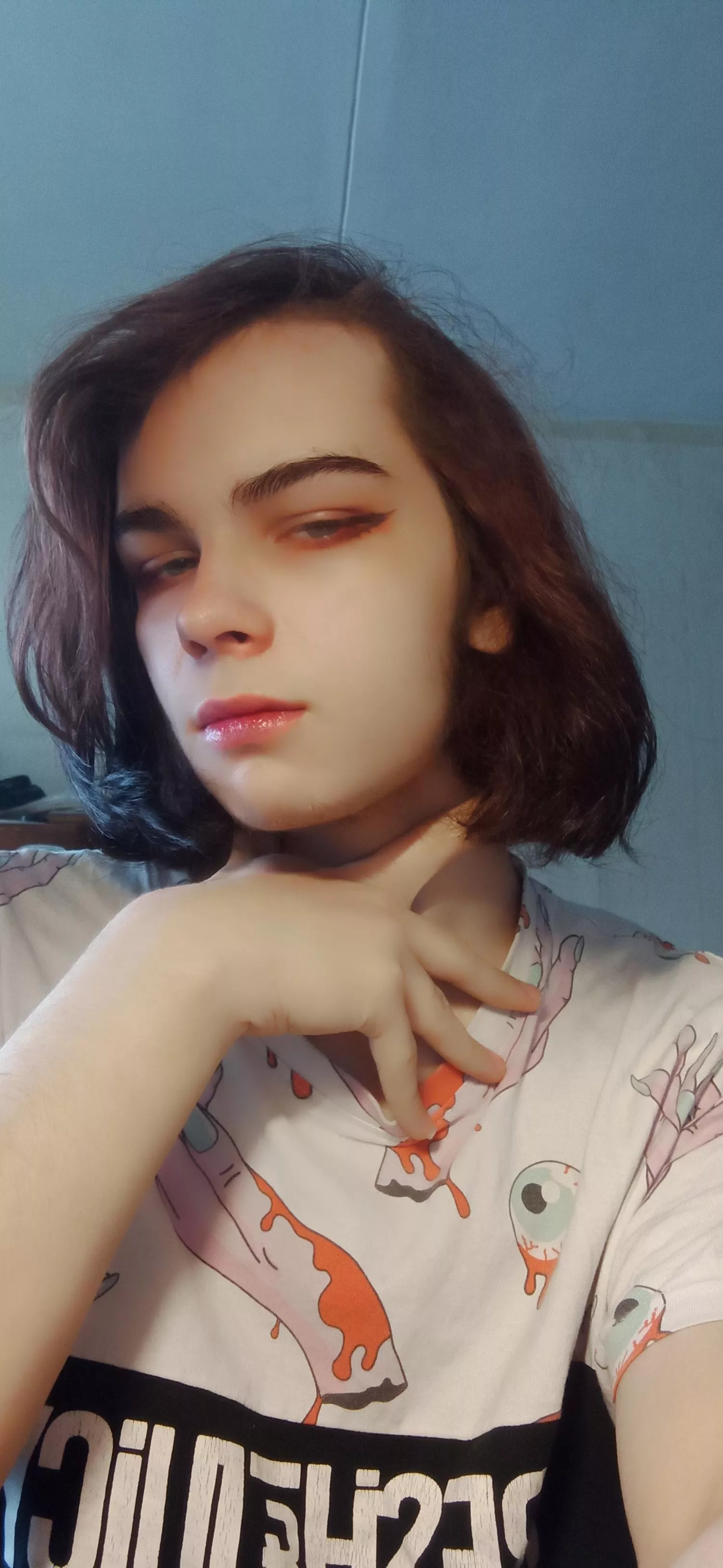 I try to make a natural look, but I made ✨THIS✨ posted by miichandesu