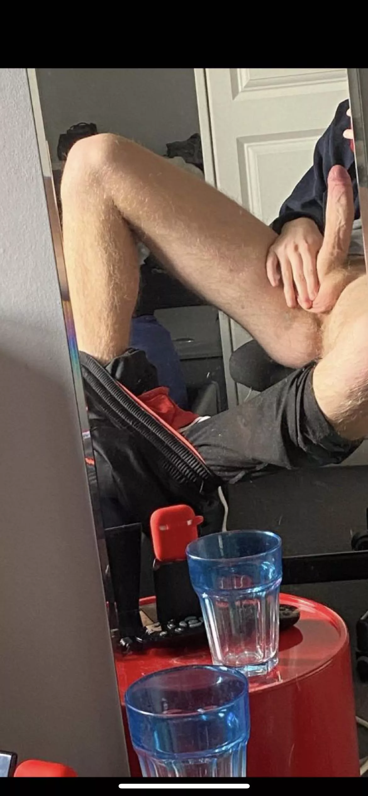 I used to get so much attention from this pic 🙄I’m free for anyone (20) posted by joerees21