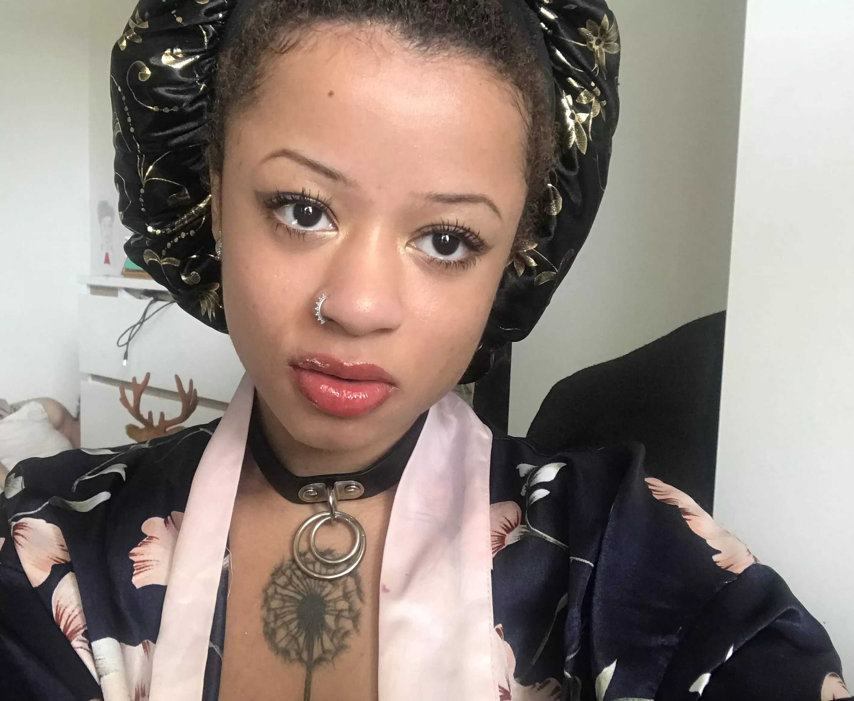 I usually don’t wear this neutral makeup, but i fuck with it 🐰 posted by -GUS___