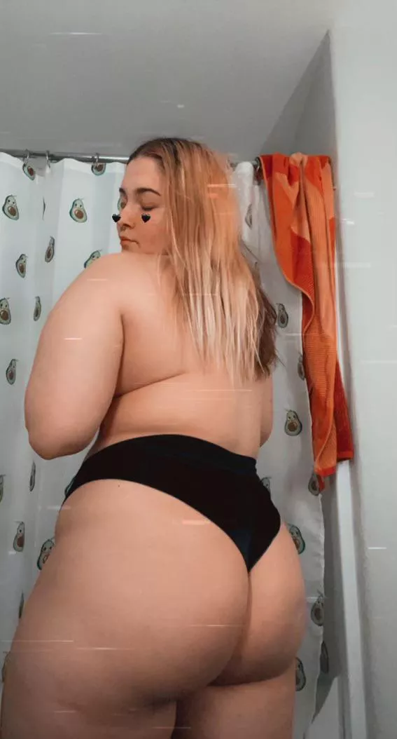 I wanna be a queen, who wants to make my bf cum so much 🤤 posted by Ravebb13