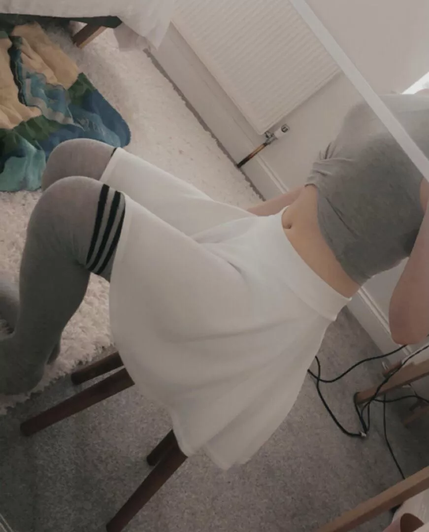 I wanna be adored :3 posted by Subject_Okra_925