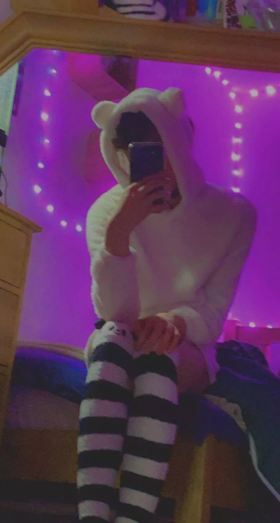 I wanna cuddle 🥺 posted by Greensloth45