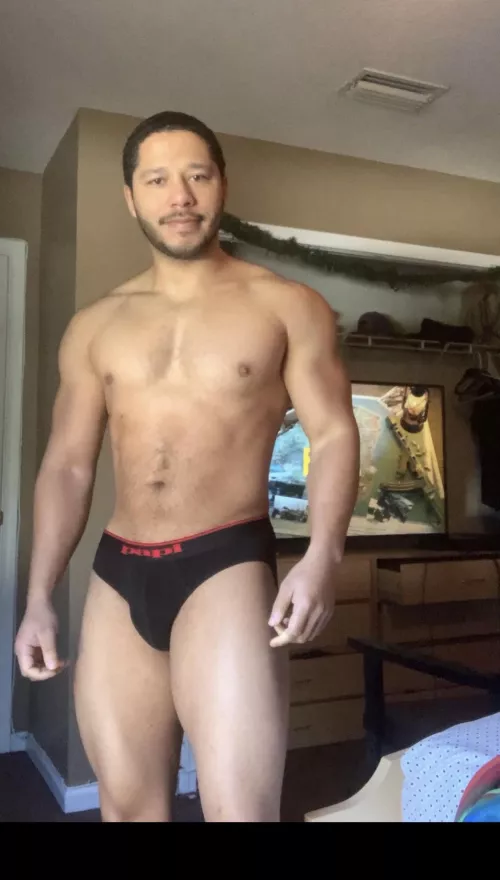 I wanna cum before I play the game..give me a hand, or a hole. by GRayner28