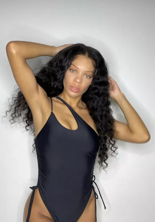 I wanna lick her armpit 🥴 by Maleficent_Ad_9842