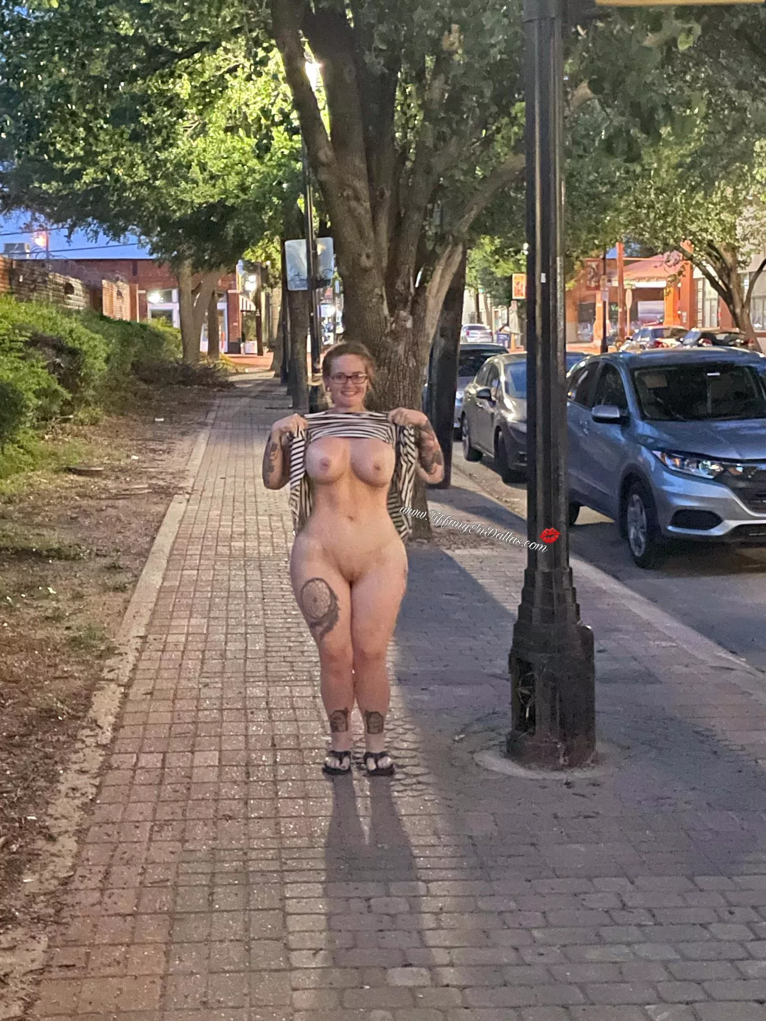 “I wanna lift my dress and take a picture, but that’s like…fully naked” 😏 [F] posted by TinyPrincessTink