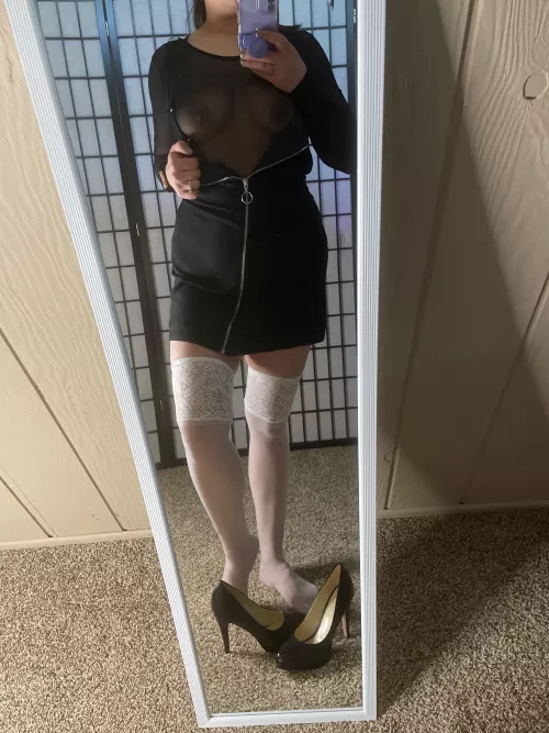 I wanna ride you up and down like a zipper. by _LacyLucy226