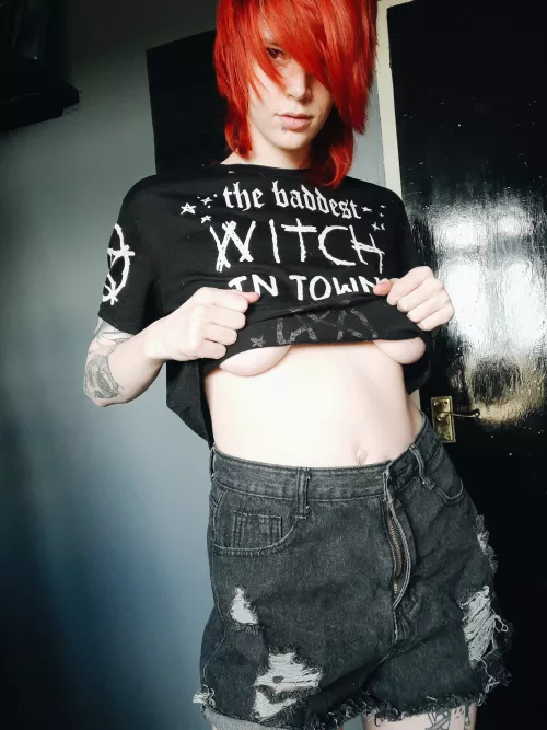 I wanna strip for you by Demon-In-Your-Ear