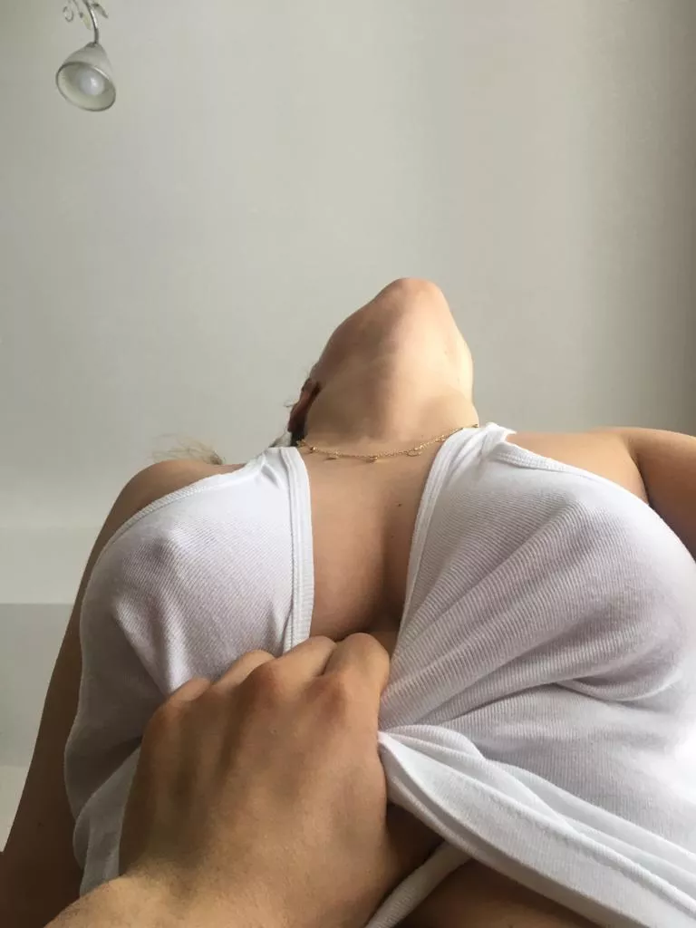 I want my neck to be kissed posted by LoftyLegends