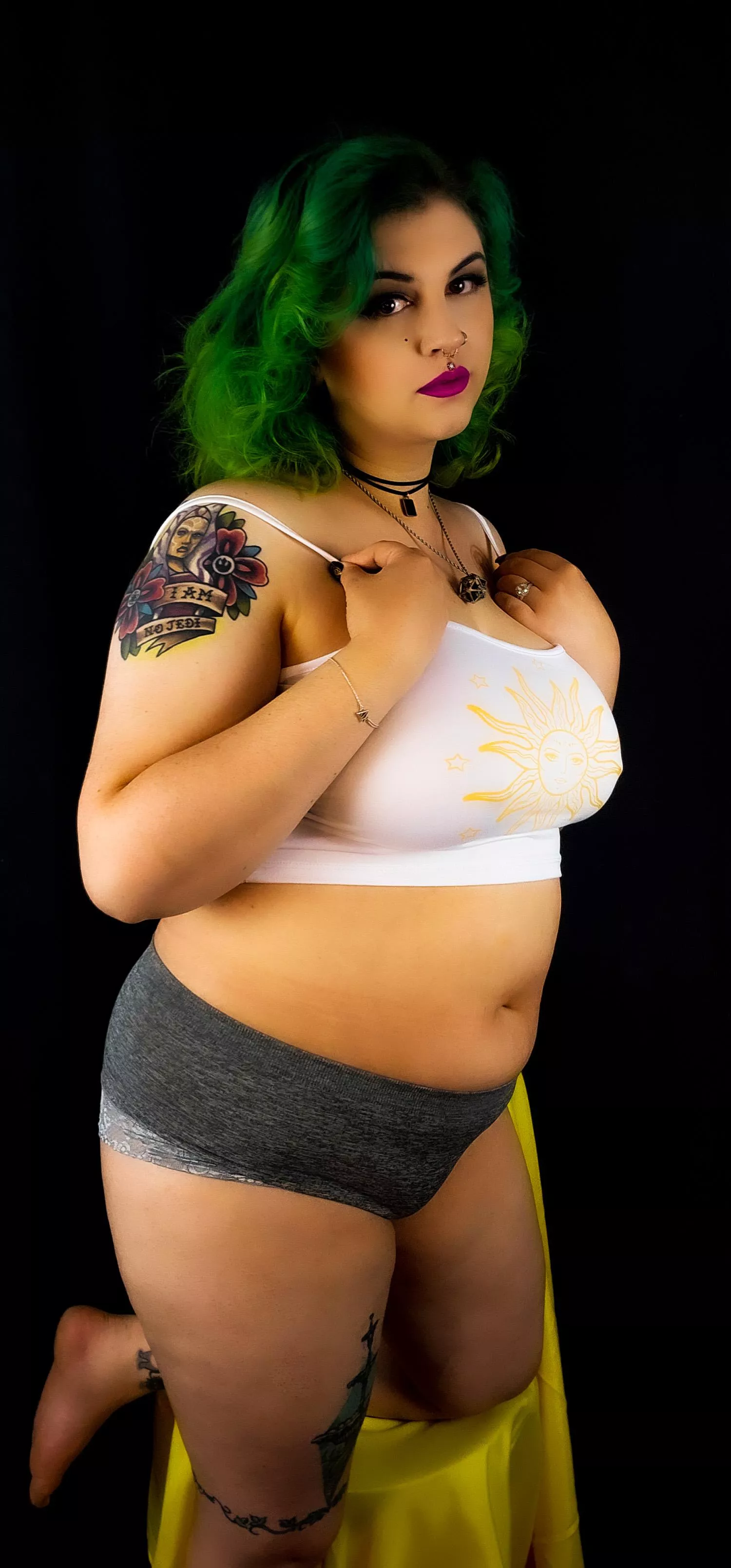 I want someone to buy my panties and cum in them 🤤 posted by The-Lady-Disdain