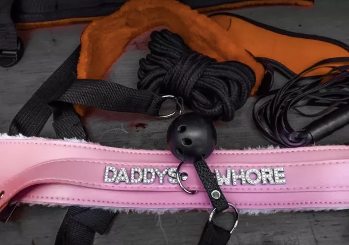 I want to be a daddy’s whore by Strict-BDSMDOMM