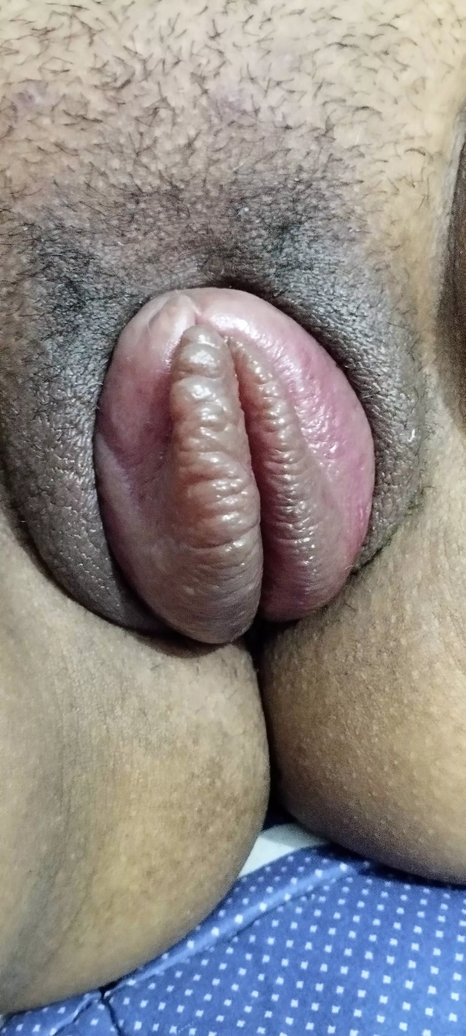 I want to feel a big cock on my fatty lips!! 🍑🍆💦💦🍆👄🍆 posted by lixxxpump