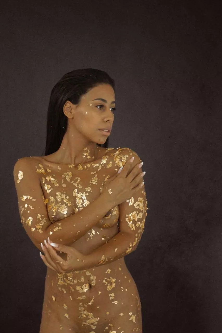 I want to get naked with you right now. posted by HourlyTangy