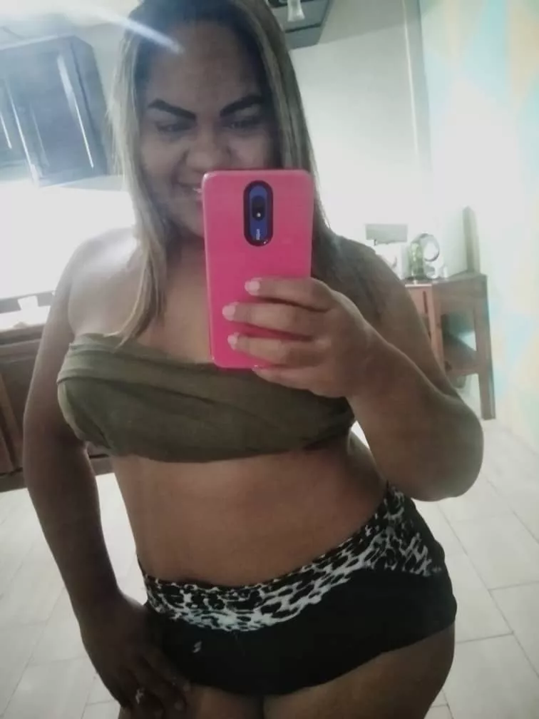 I want to keep gaining weight and I am willing to please whoever helps me keep gaining weight posted by mariansexi14