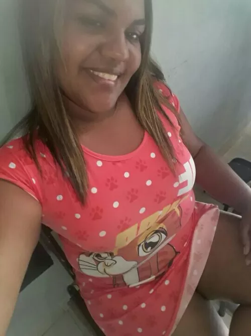 I want to keep gaining weight and I am willing to please whoever helps me keep gaining weight by mariansexi14