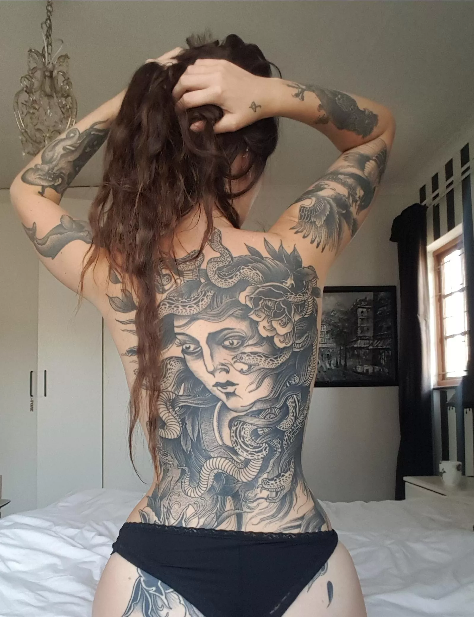 I want to make you rise and shine this morning ☀️ posted by Scarlet-is-here